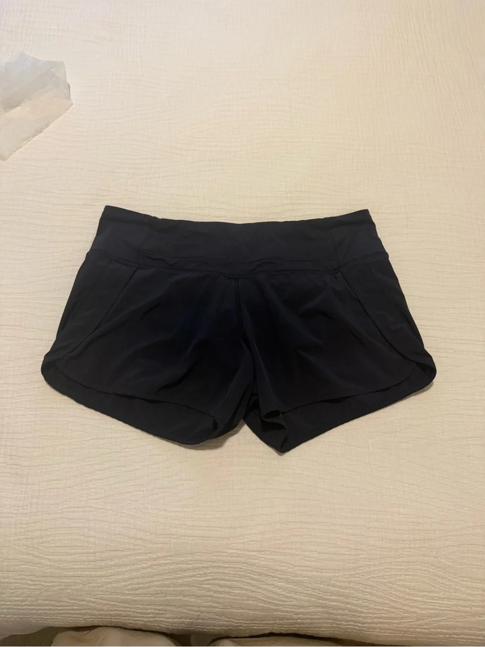 Women's Lululemon Navy Speed-Up Shorts